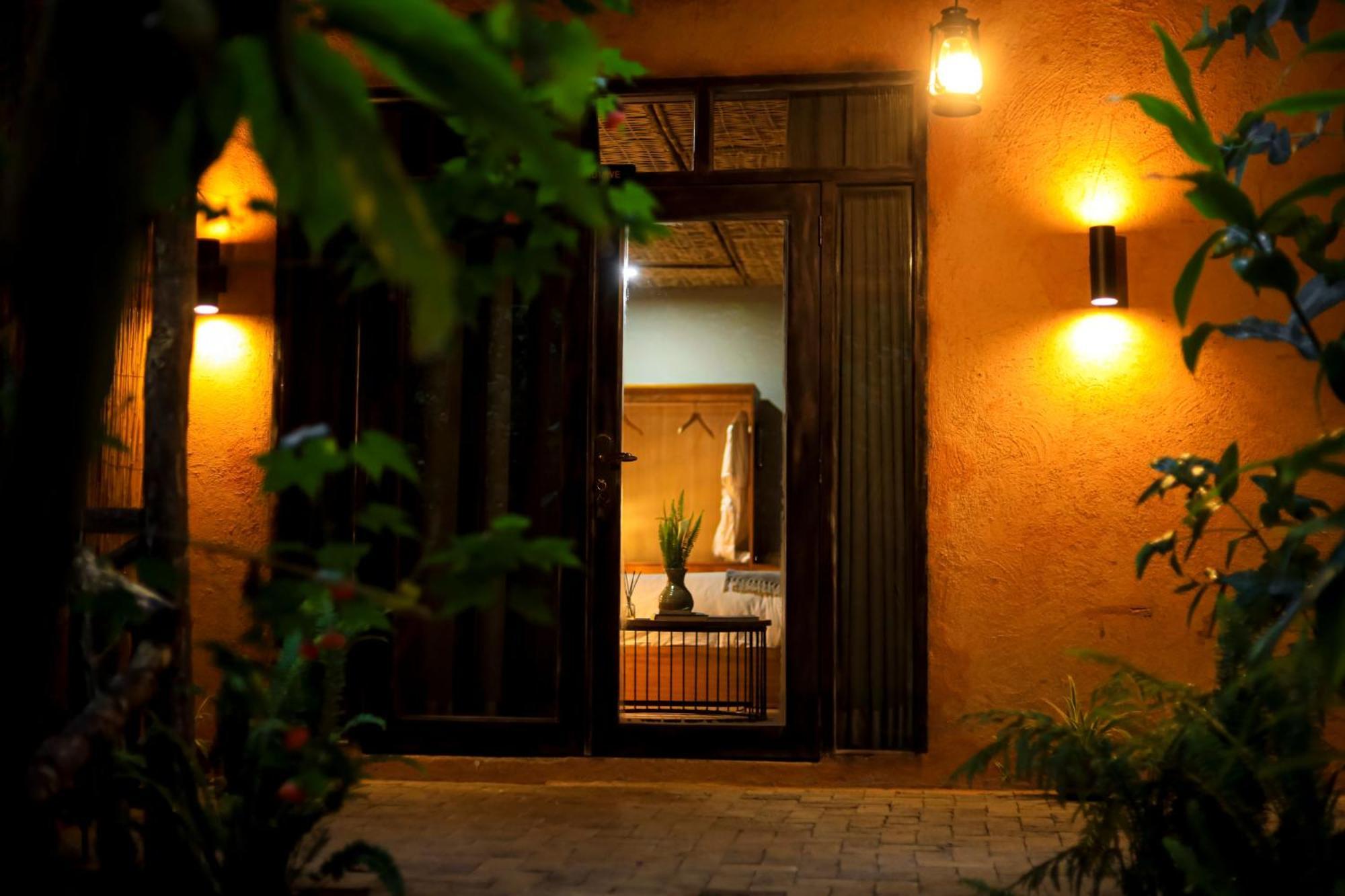 Sambora Kinigi Villa Buitenkant foto